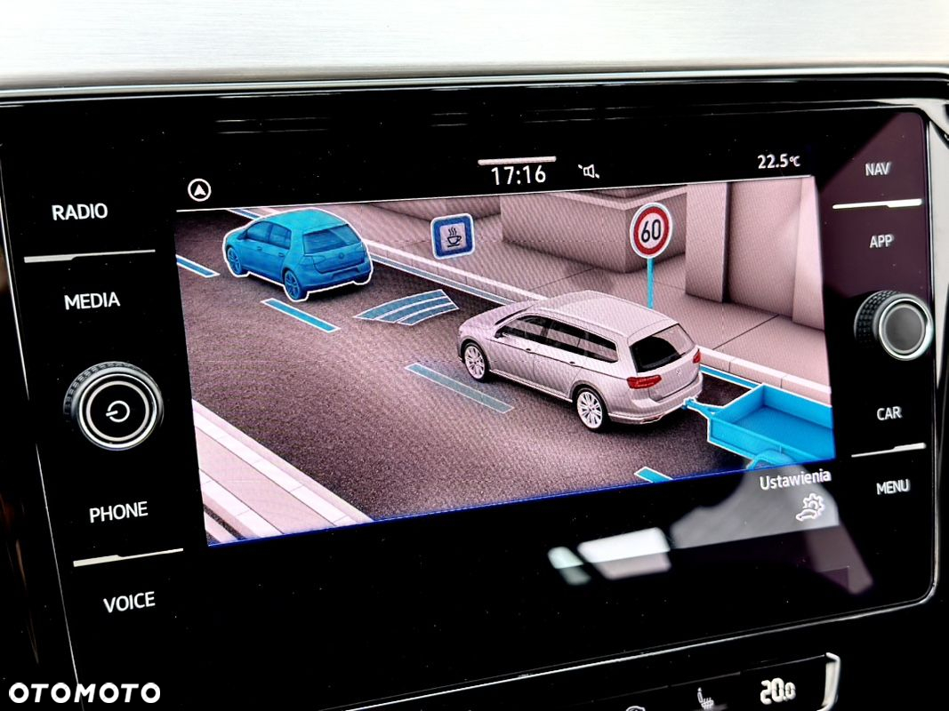 Volkswagen Passat Variant 2.0 TDI SCR DSG Highline - 35