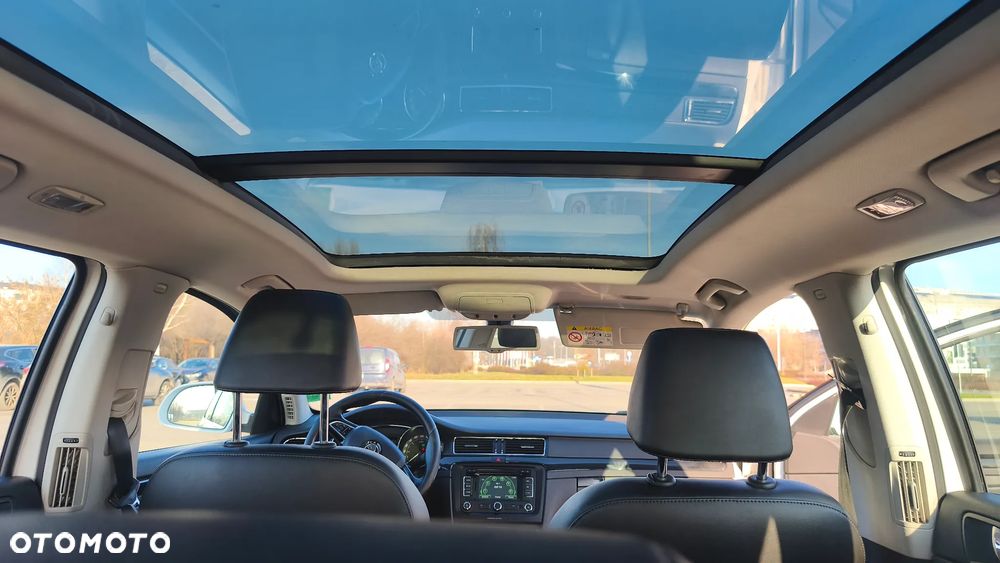 Skoda Superb 2.0 TDI Elegance Outdoor DSG - 4