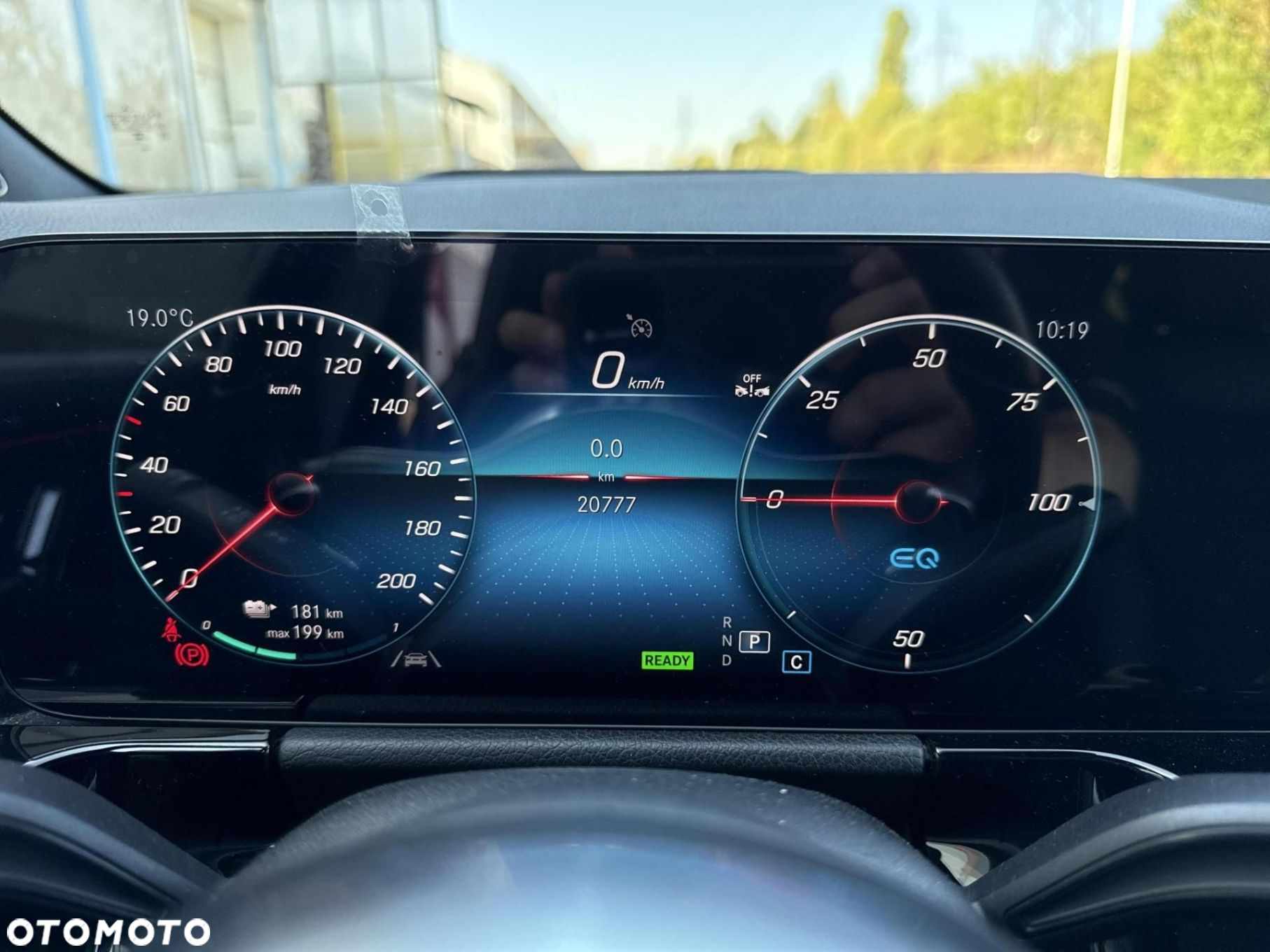 Mercedes-Benz EQA 300 66.5kWh 4-Matic AMG Line - 17