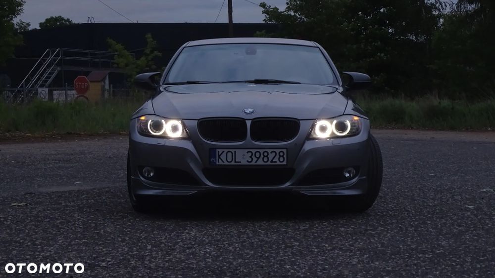 BMW Seria 3 318i Edition Lifestyle - 17