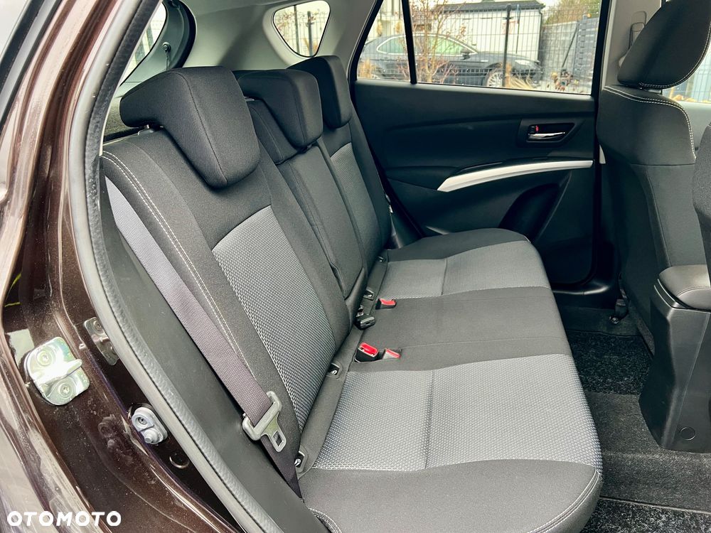 Suzuki SX4 - 18