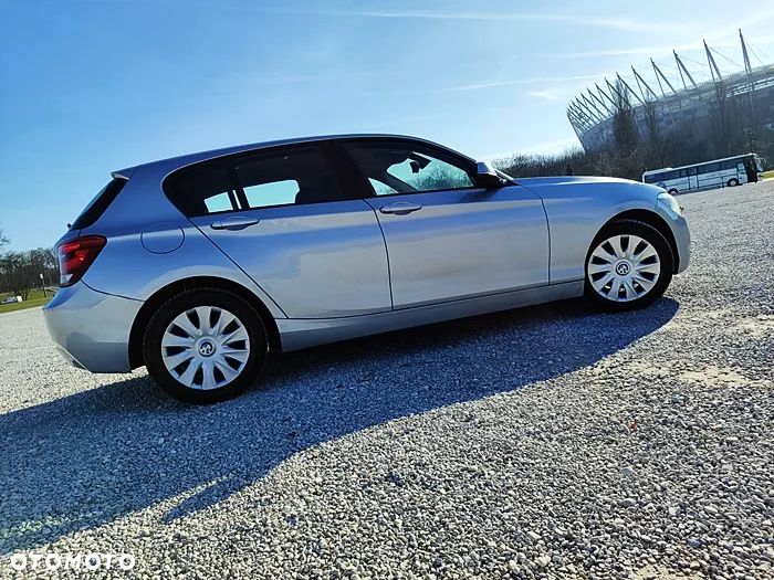 BMW Seria 1 116d DPF - 14