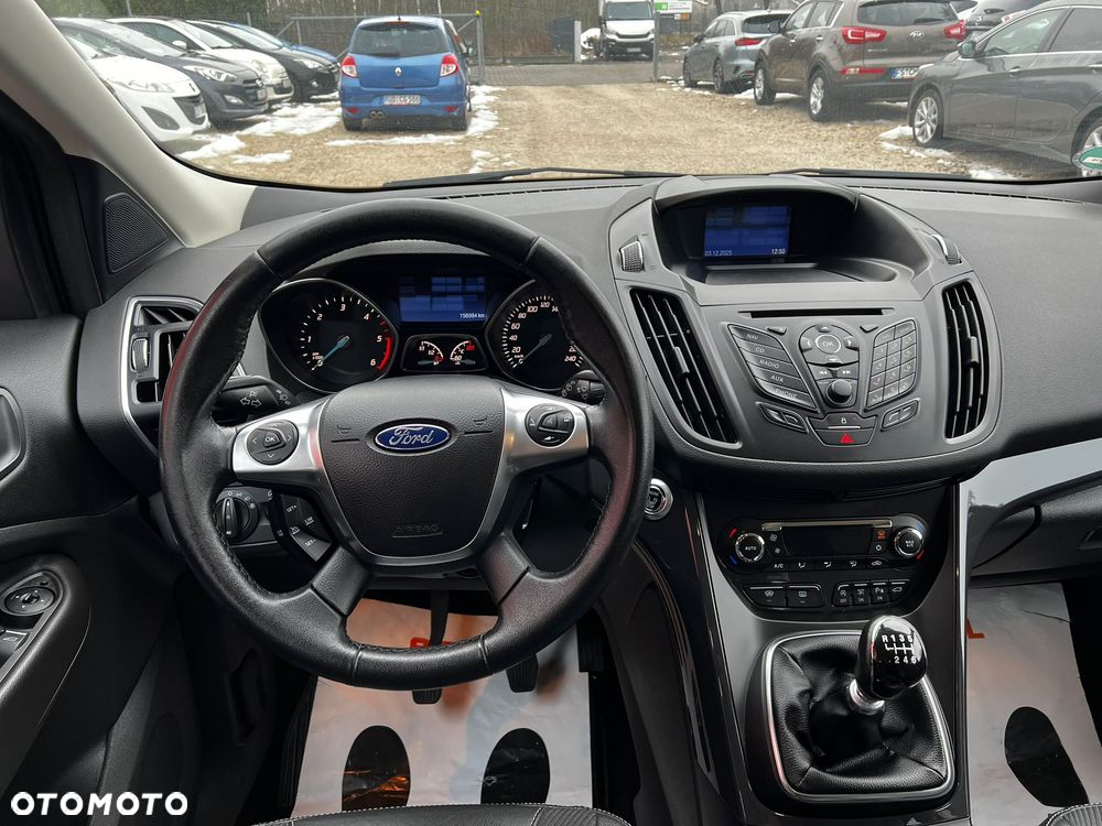 Ford Kuga 2.0 TDCi 4x4 Titanium - 27