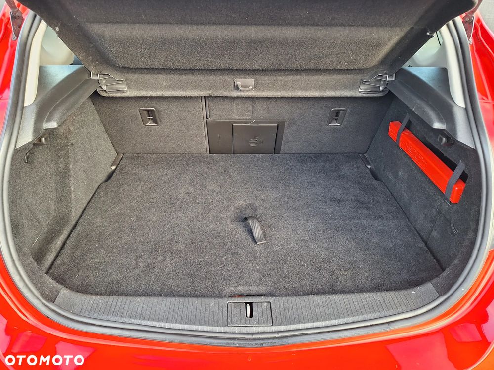 Opel Astra 1.4 Turbo Edition Sport - 14