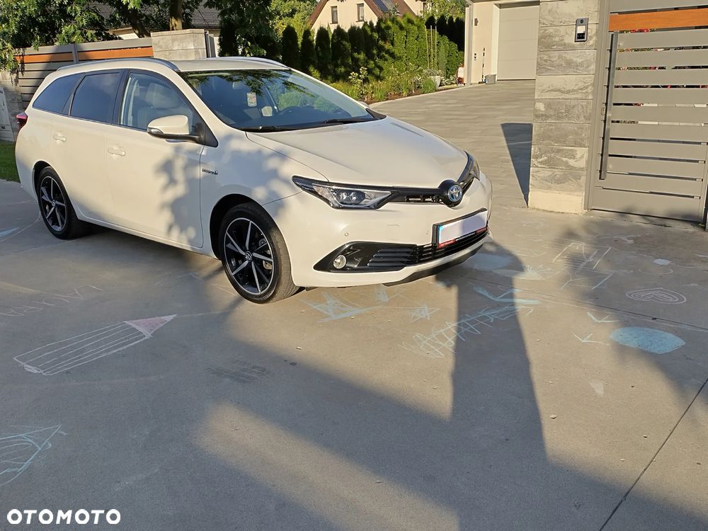 Toyota Auris Hybrid 135 Prestige - 13