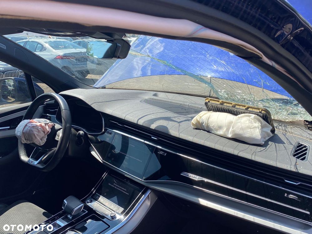 Audi Q7 55 TFSI mHEV Quattro S Line Tiptr - 32