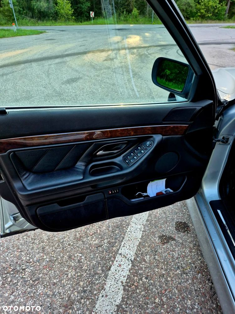 BMW Seria 7 740i - 20