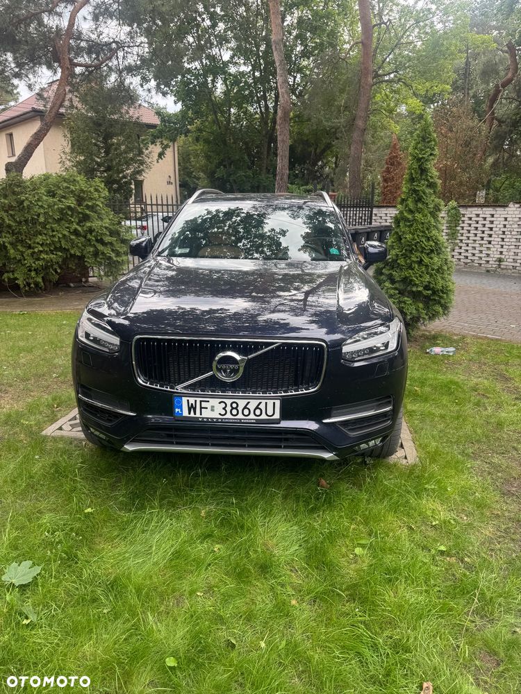 Volvo XC 90 - 1