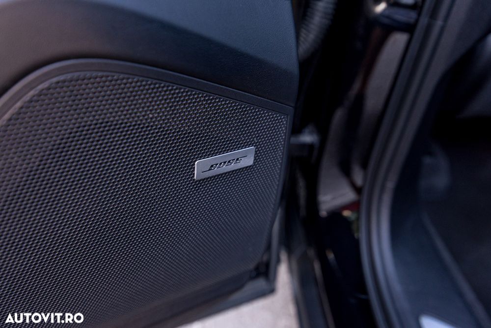 Porsche Cayenne - 33