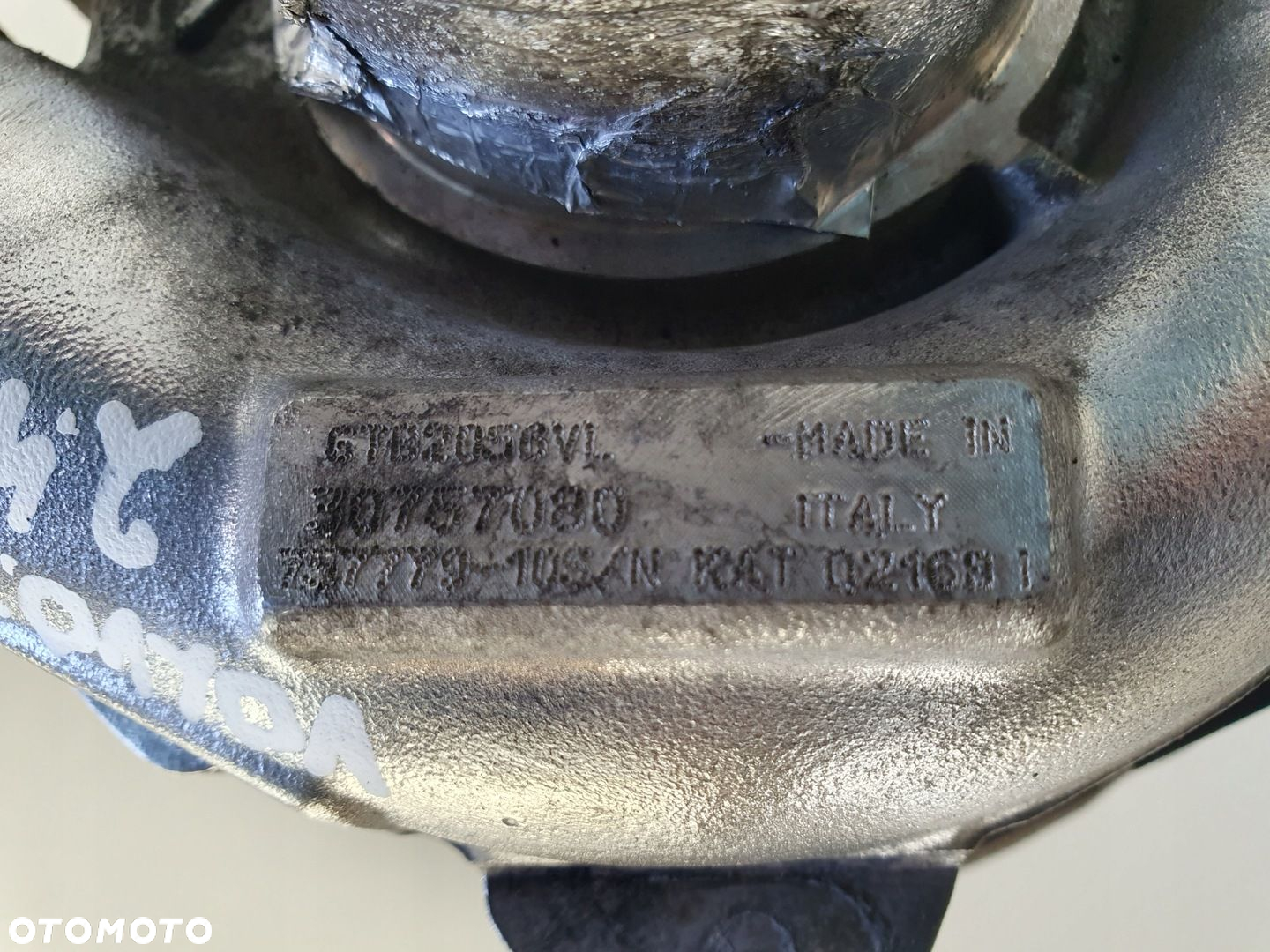 Volvo V70 II XC70 XC90 2.4 D5 TURBOSPRĘŻARKA turbo 30757080 - 2