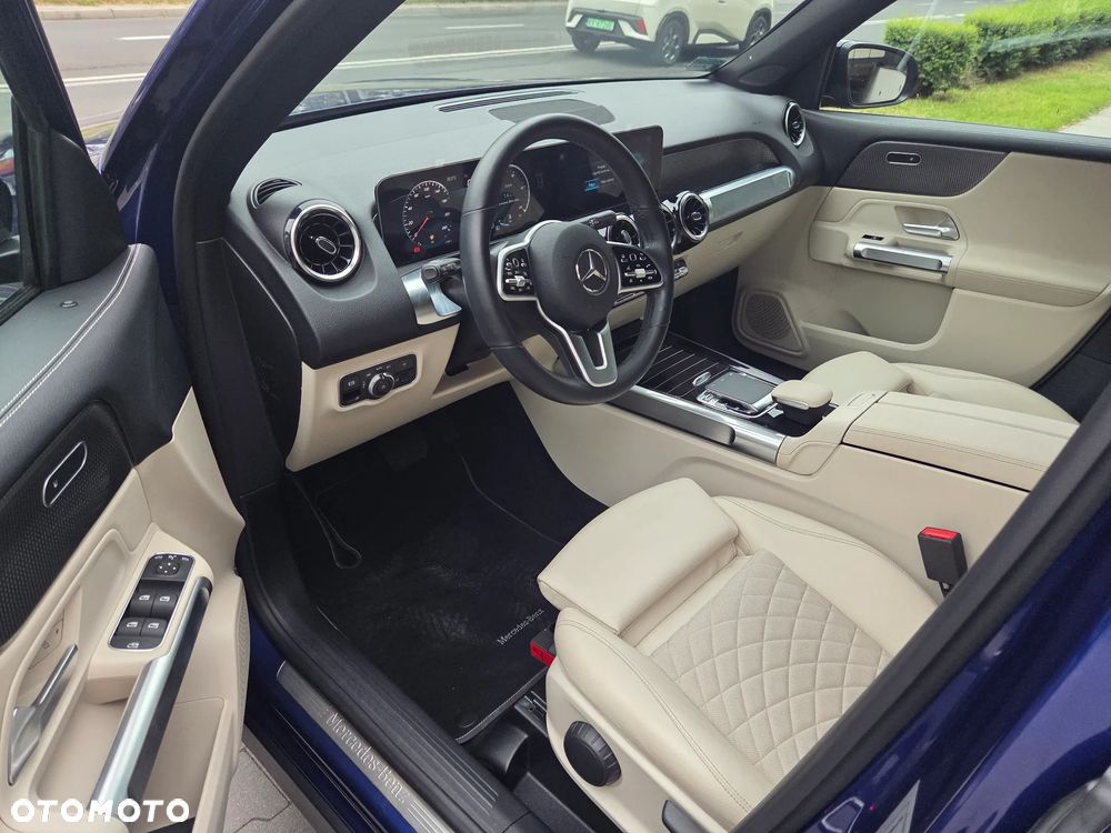 Mercedes-Benz GLB 250 4-Matic 8G-DCT - 25