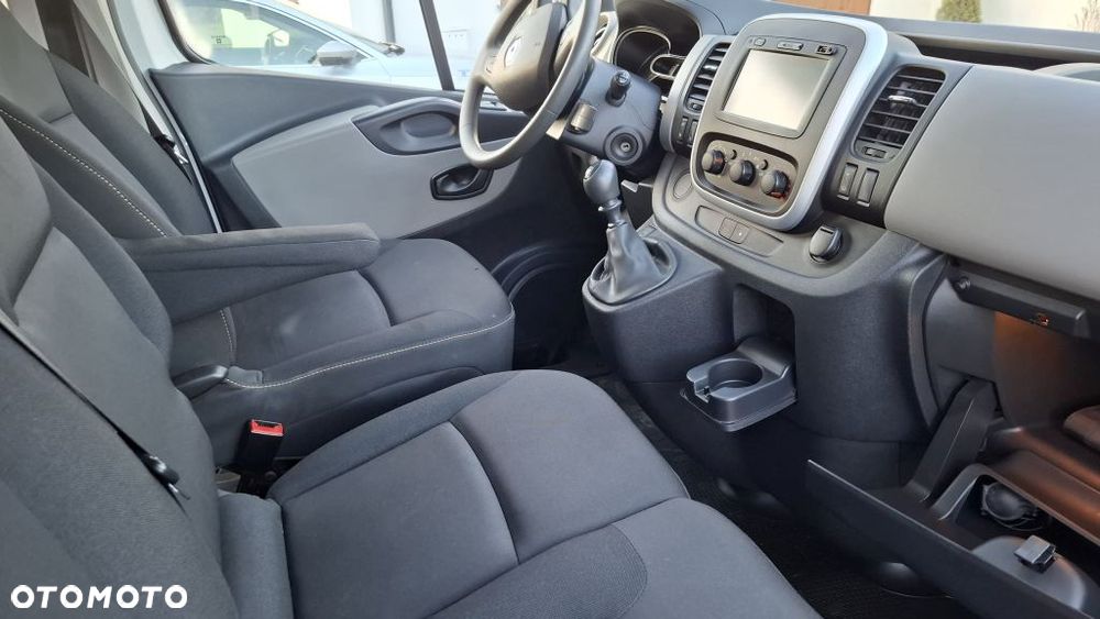 Renault Trafic - 19
