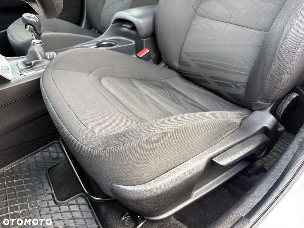 Kia Ceed 1.4 CRDi M - 14