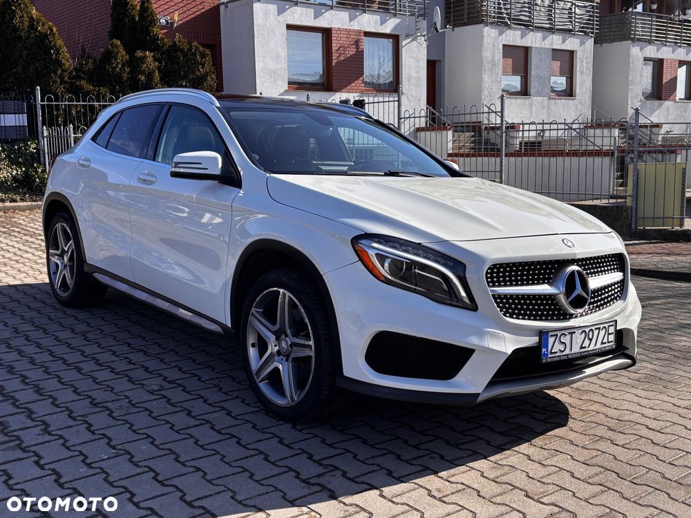 Mercedes-Benz GLA 250 4Matic 7G-DCT AMG Line - 4