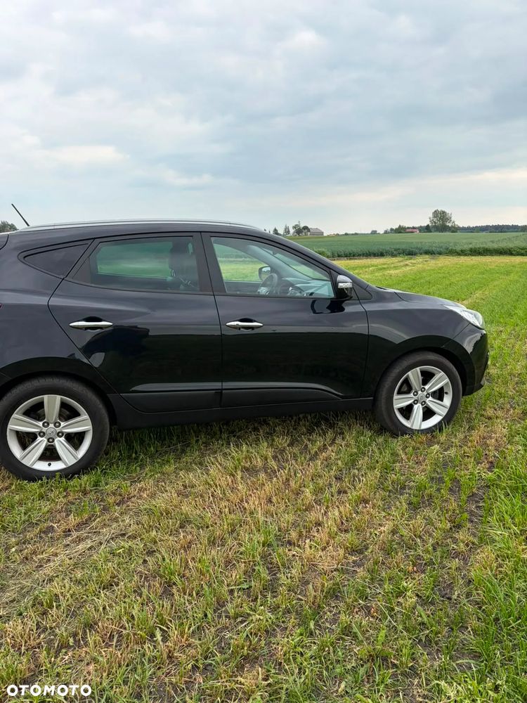 Hyundai ix35 2.0 CRDi 4WD Automatik Premium - 4