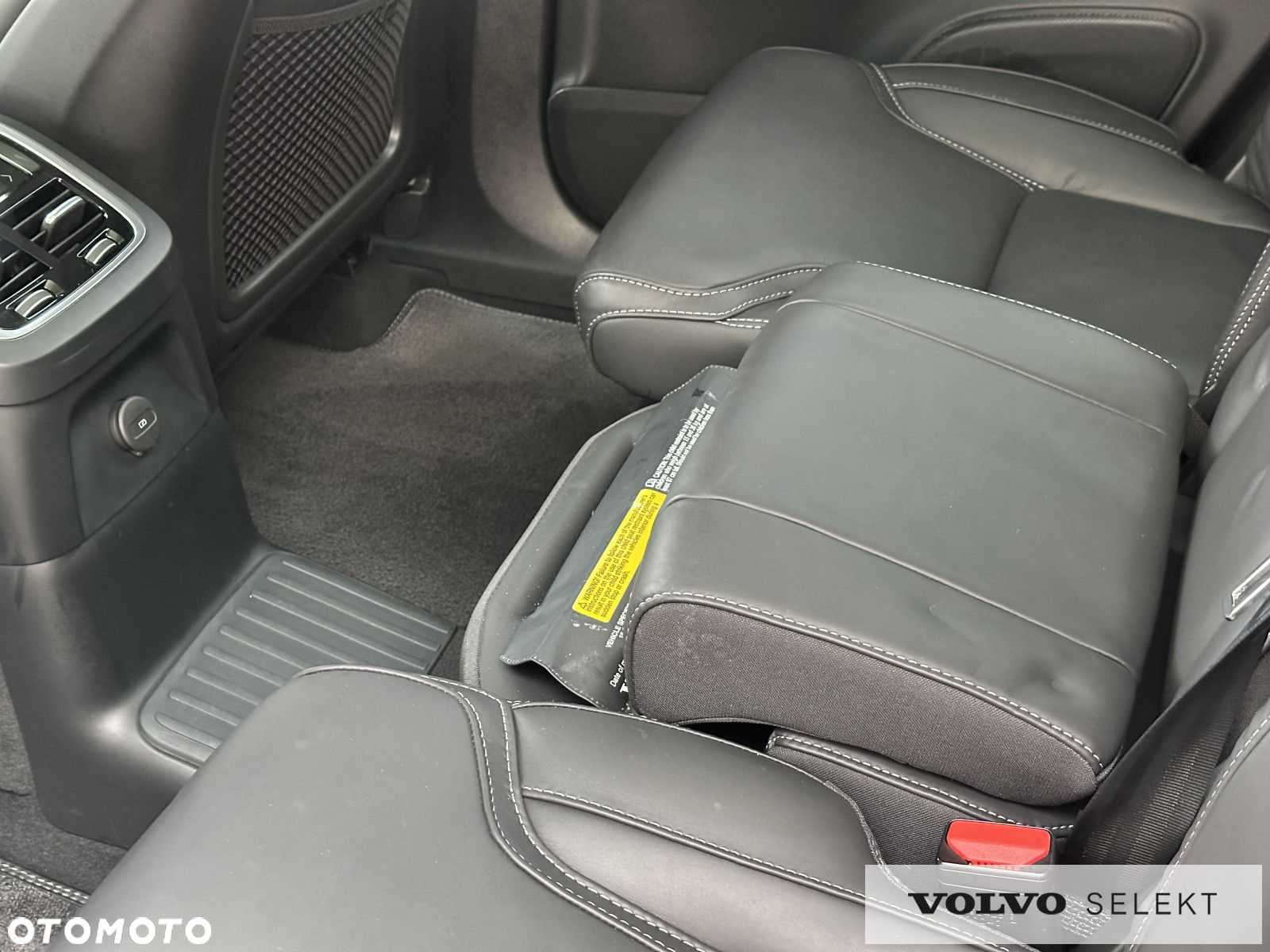 Volvo XC 90 - 31