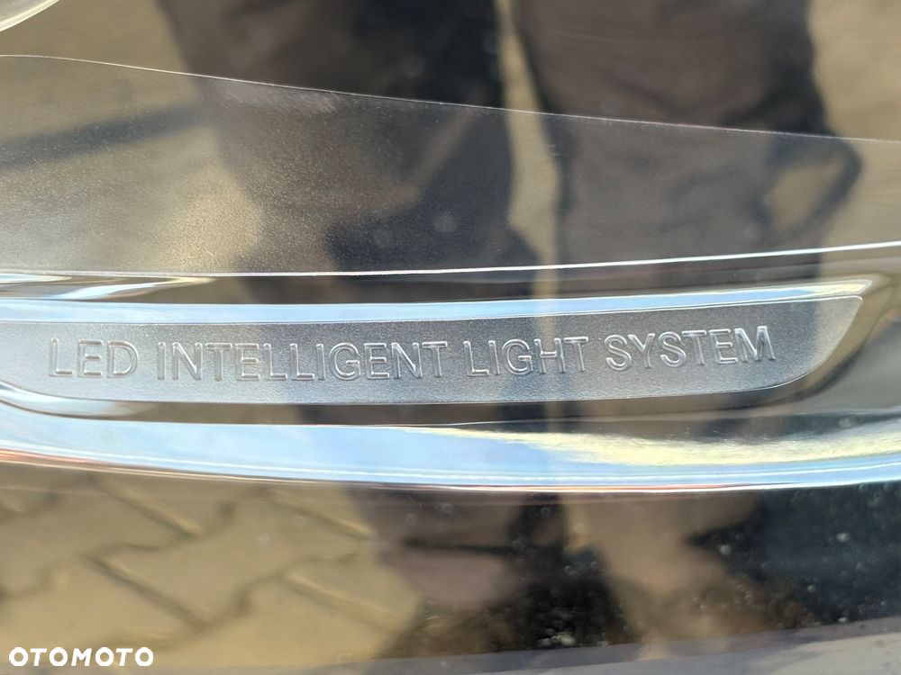 Mercedes-Benz GLC - 33