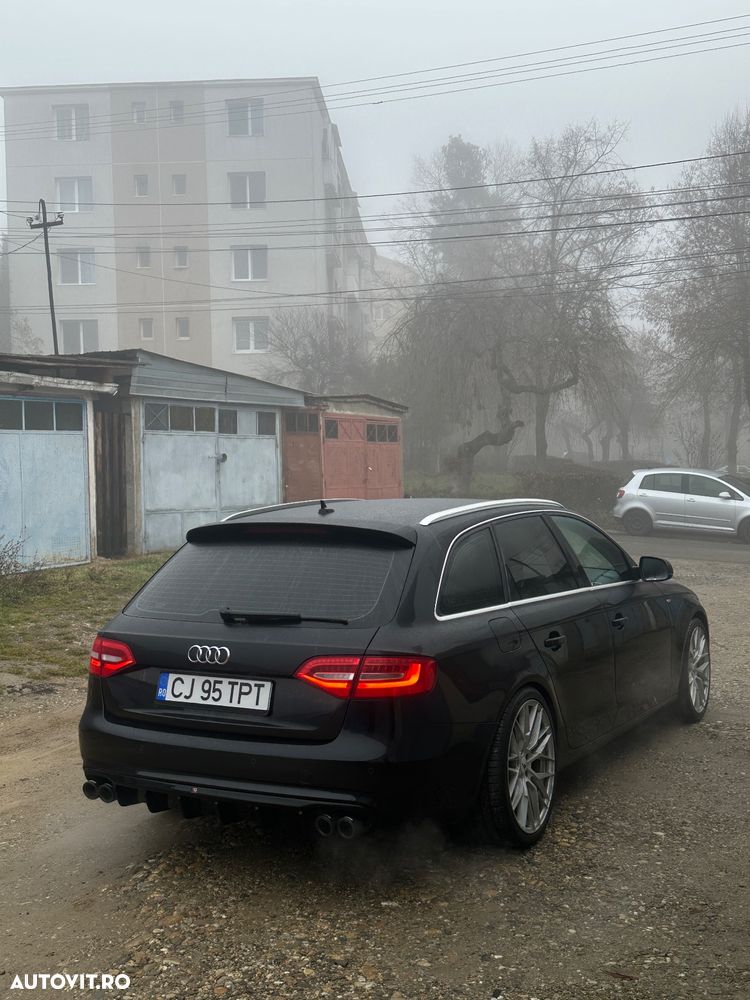 Audi A4 2.0 TDI DPF multitronic S line Sportpaket - 13