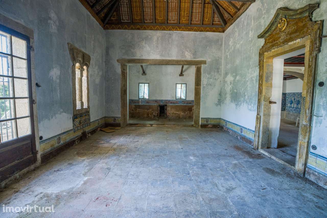 Um Palacete Histórico de Prestígio em Oliveira de Azeméis - Grande imagem: 3/30