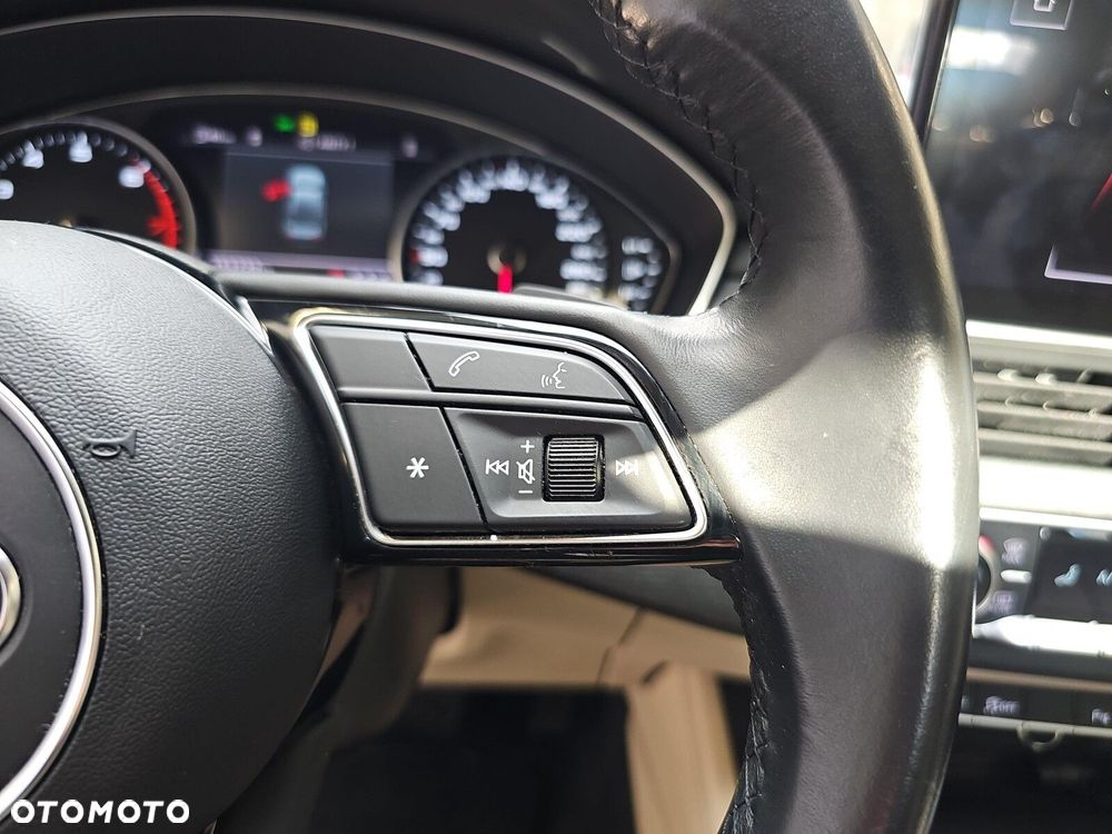 Audi A4 Limousine - 15