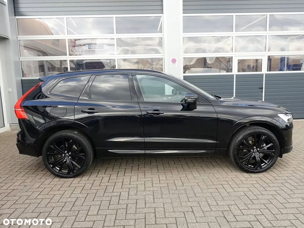 Volvo XC 60 B5 B AWD Ultra Black Edition - 5