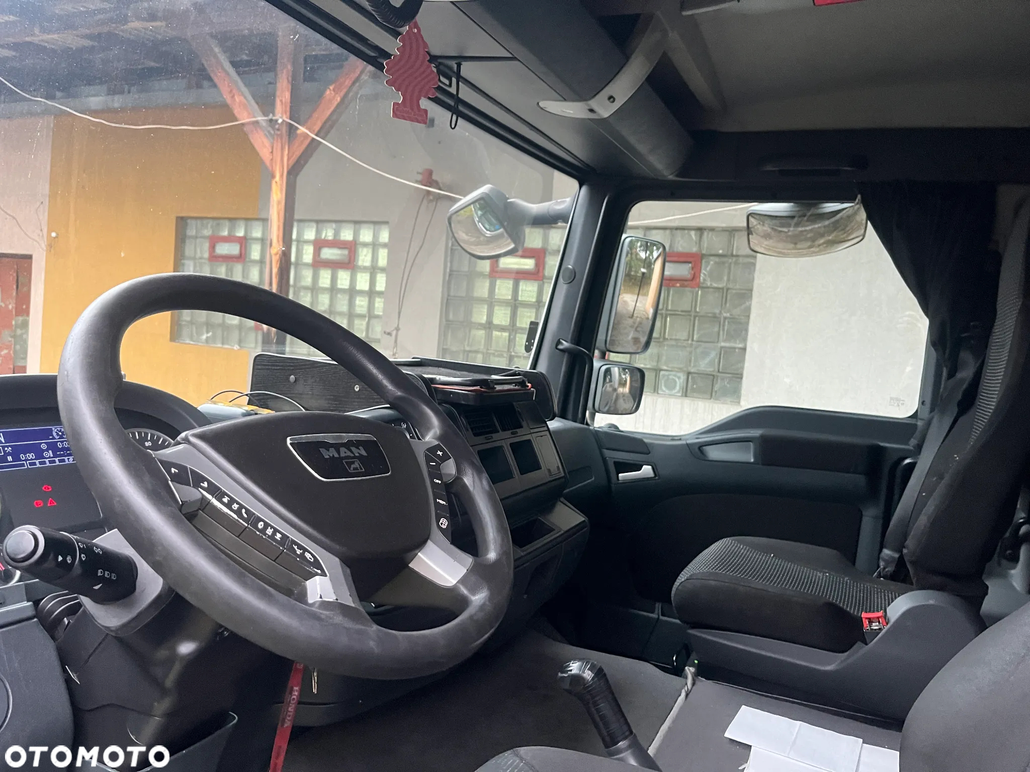 MAN TGL - 12