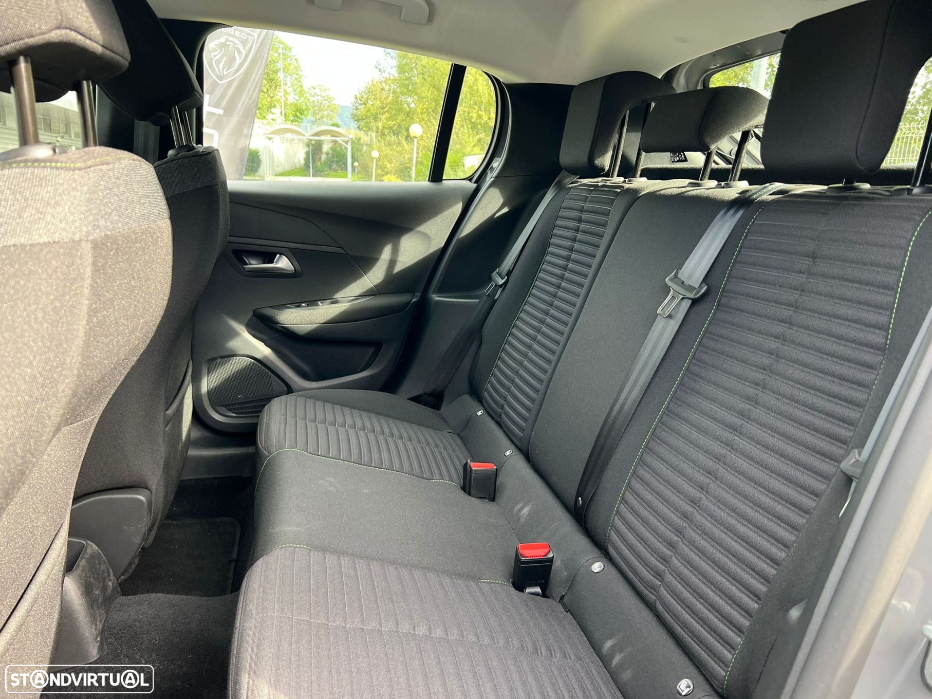 Peugeot 208 1.2 PureTech Active - 11