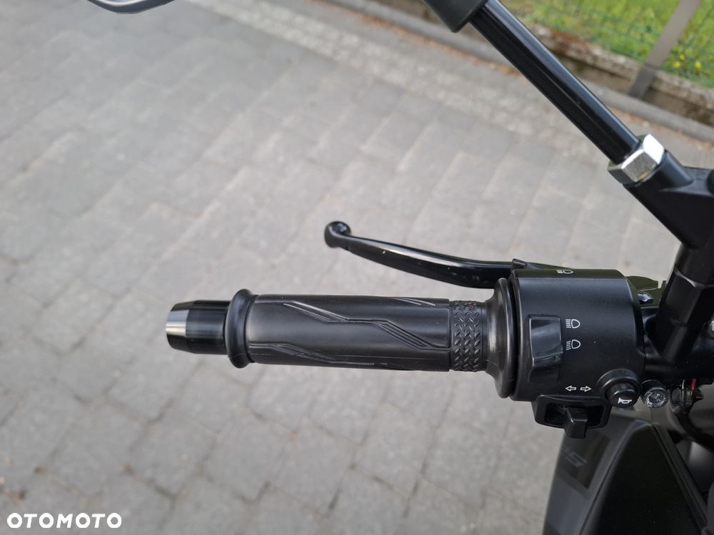 Yamaha MT - 13