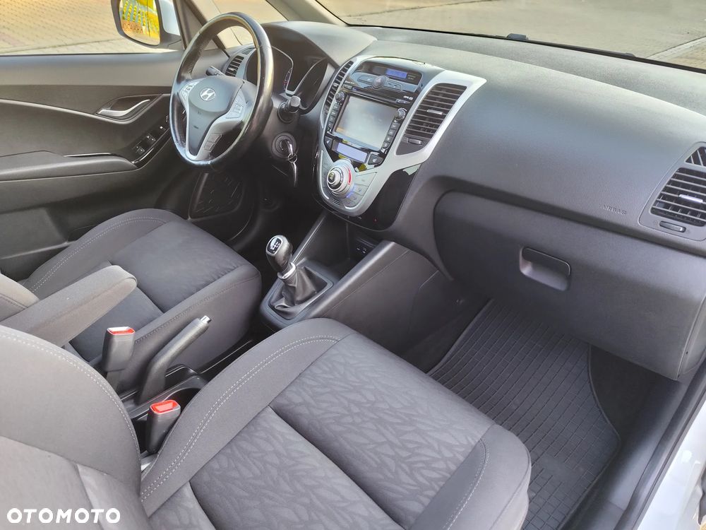 Hyundai ix20 1.4 blue YES Gold - 14