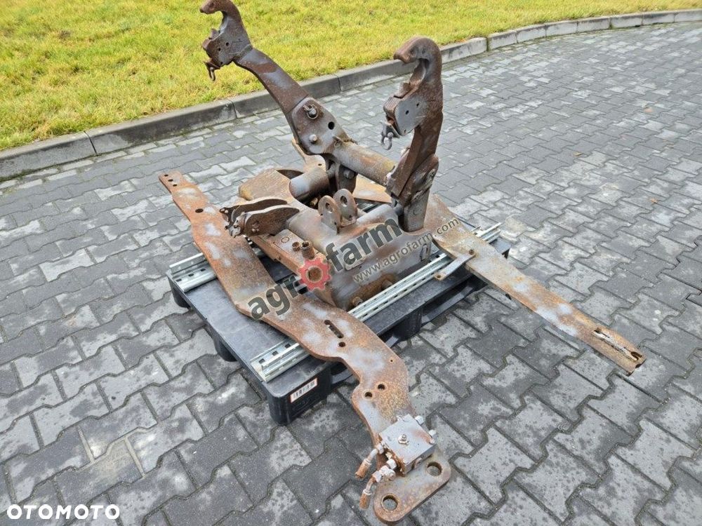 TUZ, przedni podnośnik, Deutz Agrotron TTV 620 - 1