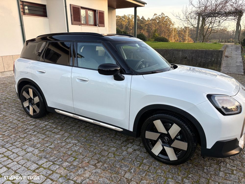 MINI Countryman E Favoured L - 4