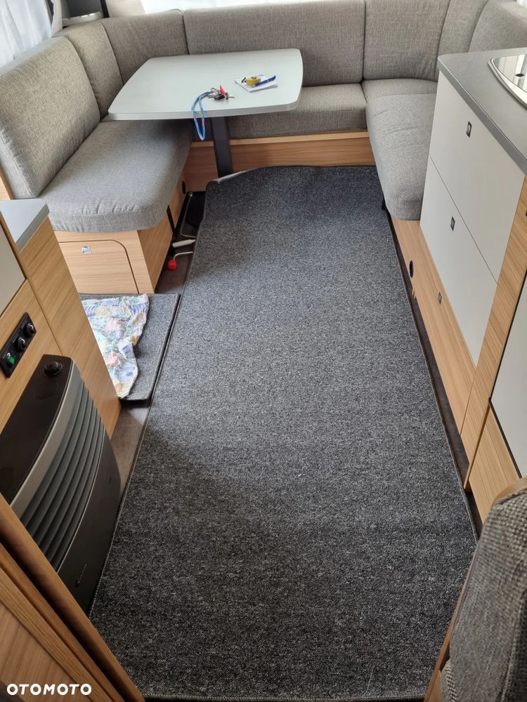 Dethleffs Camper 730 FKR - 10