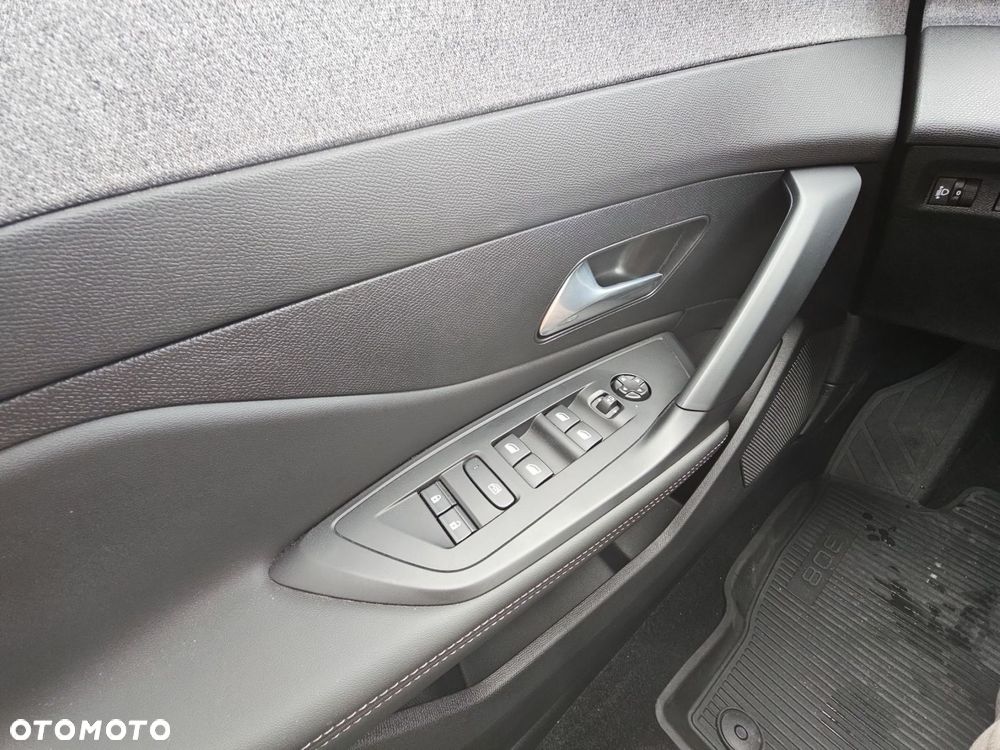 Peugeot 308 1.5 BlueHDi Allure Pack S&S EAT8 - 27