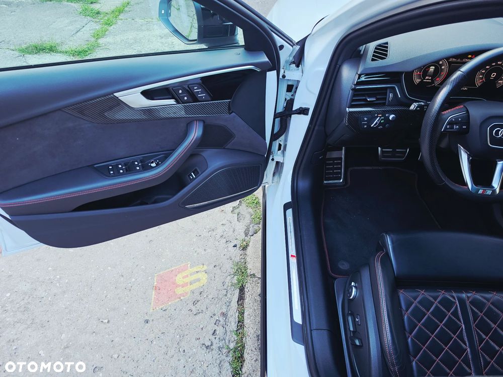 Audi A4 Avant 45 TFSI quattro S tronic S line - 12