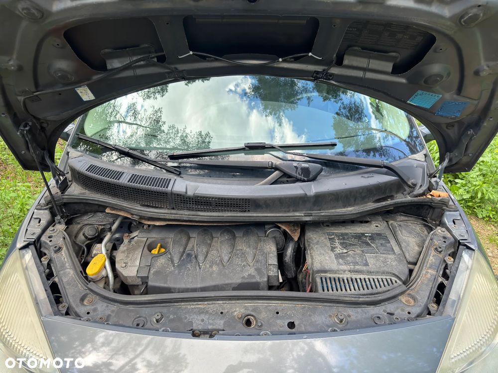 Renault Scenic 1.6 16V Dynamique - 13