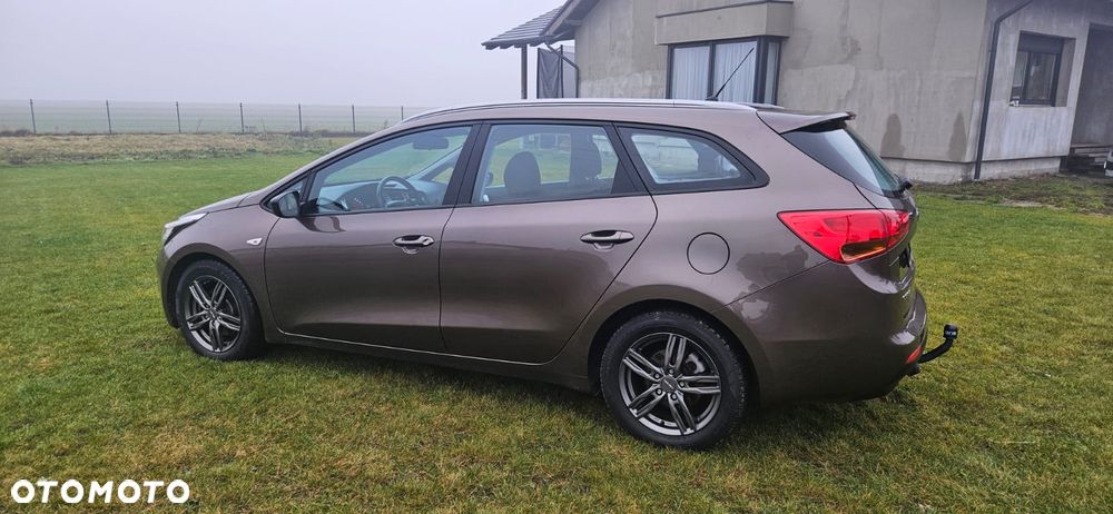 Kia Ceed 1.4 CVVT - 4