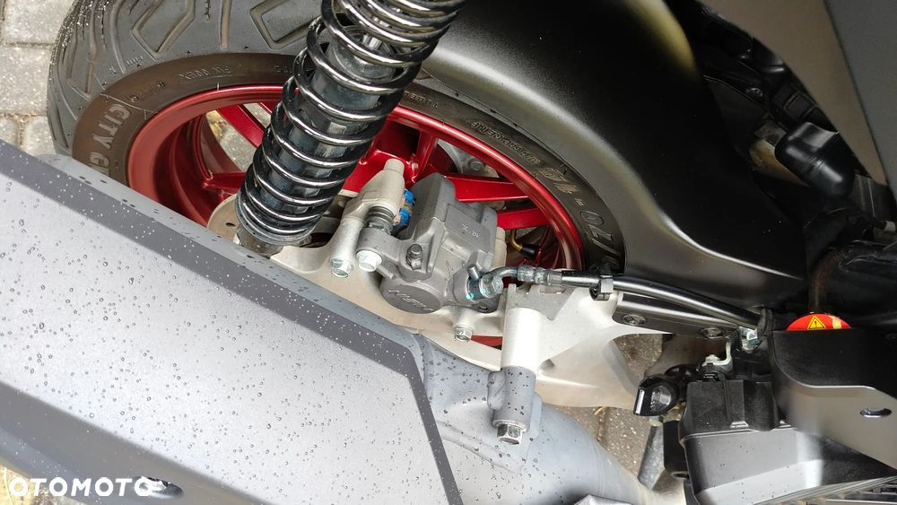 Honda NSS - 11