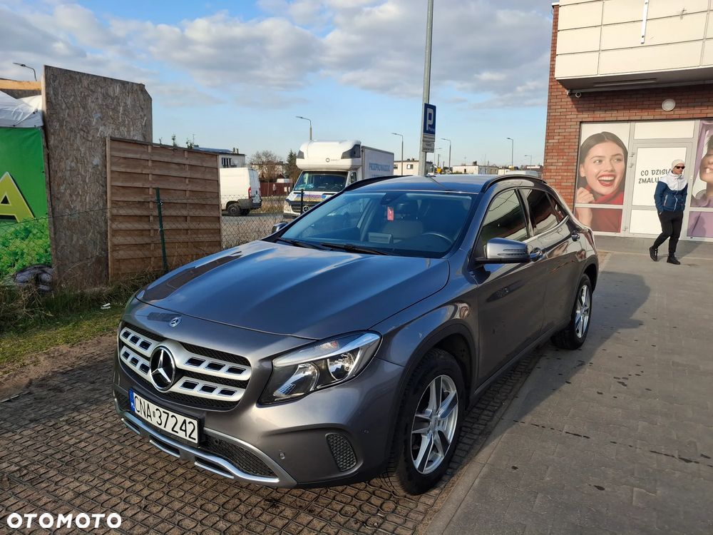 Mercedes-Benz GLA 180 7G-DCT Edition 1 - 9