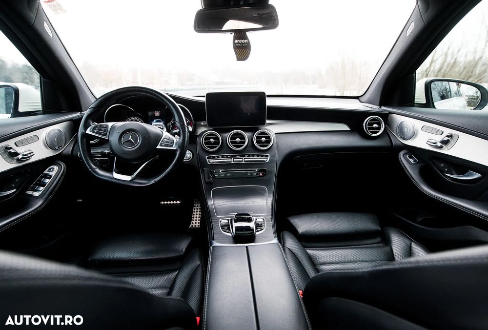 Mercedes-Benz GLC - 2