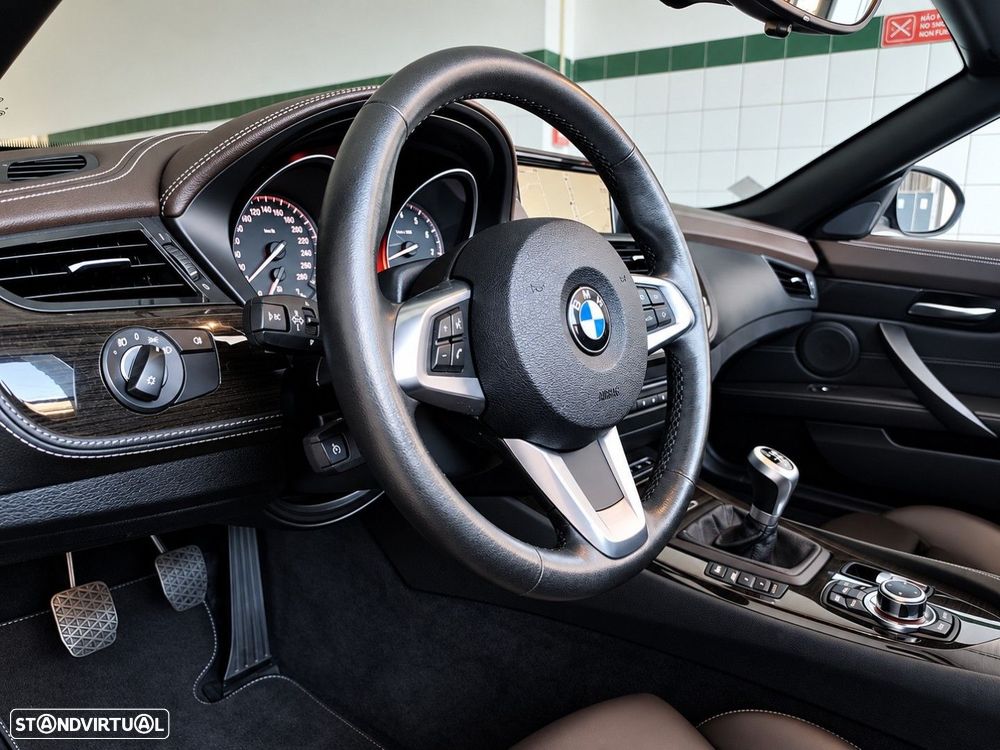 BMW Z4 20 i - 20