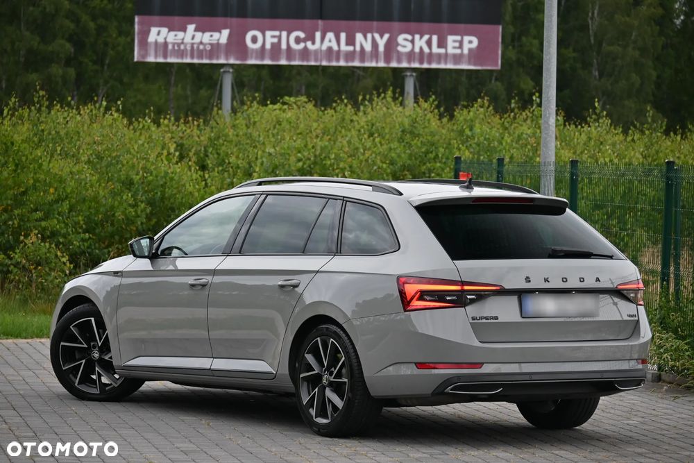 Skoda Superb 2.0 TDI SCR 4x4 Sportline DSG - 17