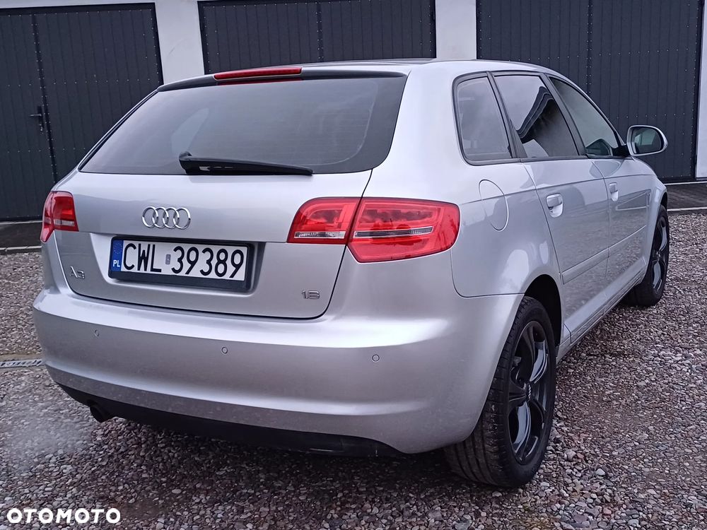 Audi A3 Sportback 1.6 Attraction - 3
