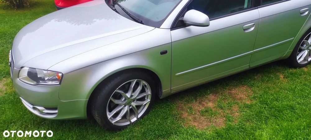 Audi A4 Limousine 2.0 T FSI quattro - 3