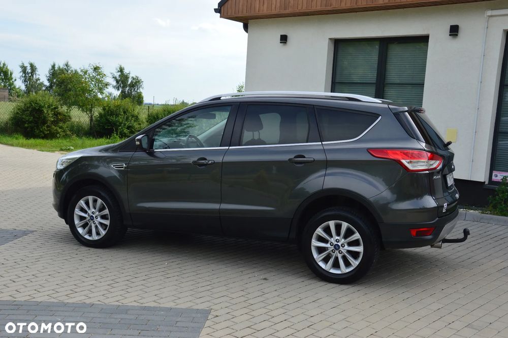Ford Kuga 2.0 TDCi 4WD Titanium - 17