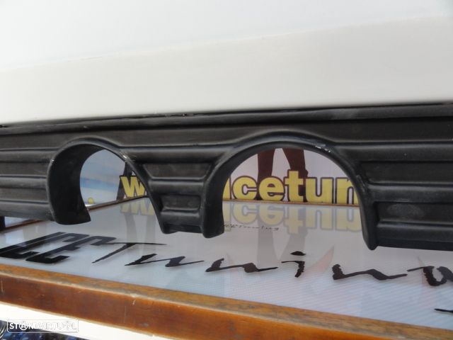 Para-choques traseiro em fibra VW Golf 4, IV R-line LOOK C/ dupla saída de escape R32 Look - 5