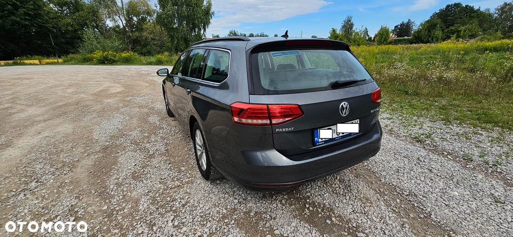 Volkswagen Passat Variant 2.0 TDI BMT Comfortline - 30