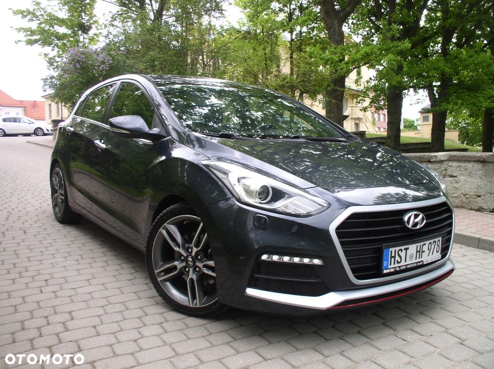 Hyundai i30 1.6 GDI Turbo Luxury - 38