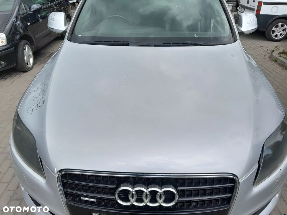 AUDI Q7 MASKA POKRYWA SILNIKA KOLOR: LX7W