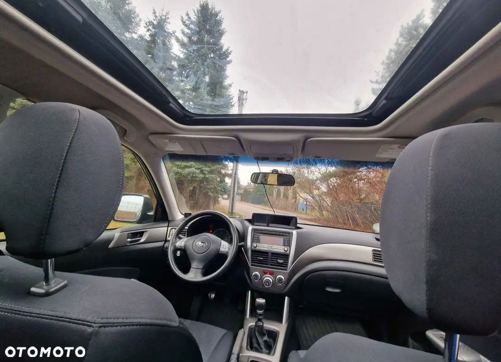 Subaru Forester 2.0D Exclusive - 3