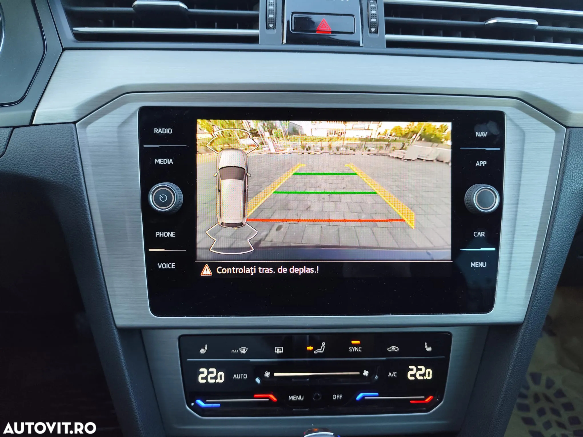 Volkswagen Passat Variant 2.0 TDI DSG Comfortline - 19